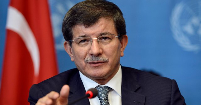 3 Bakan istifa ediyor, Başbakan Davutoğlu açıkladı!