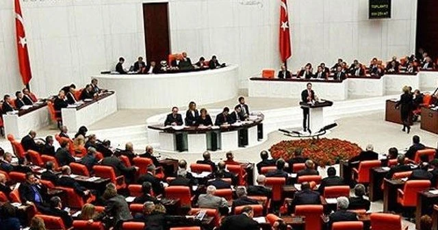 Bakan hakkındaki önerge kabul edilmedi