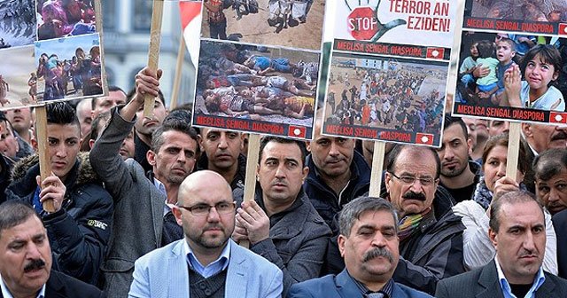 Brüksel&#039;de Yezidiler DAEŞ&#039;i protesto etti