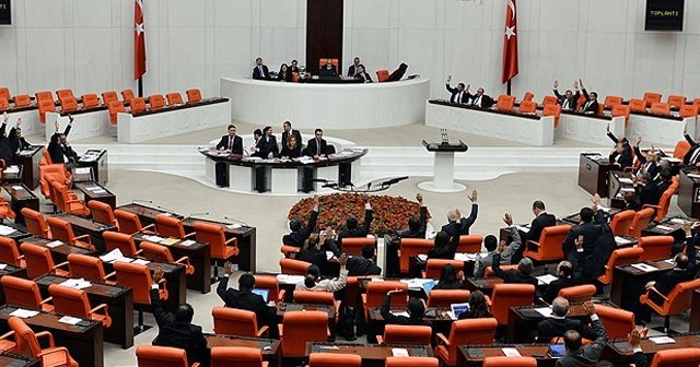 Çocuk, konut ve çeyiz yardımı TBMM&#039;de kabul edildi