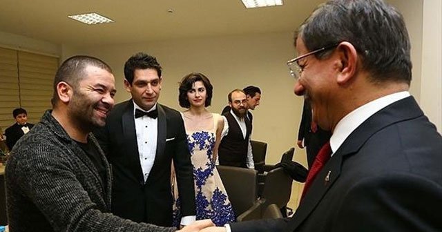 Davutoğlu, 'Filmi bile rahat izlettirmiyorlar'