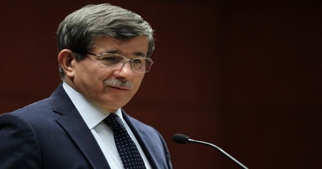 Davutoğlu  'Her iki açıklama da yanlıştır'