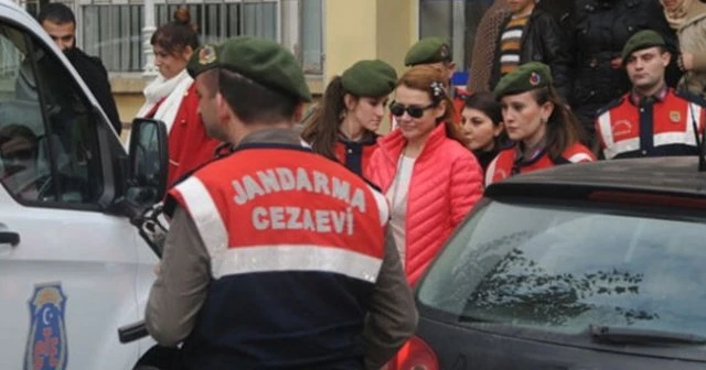Deniz Seki'ye hastanede sürpriz ziyaretçi!