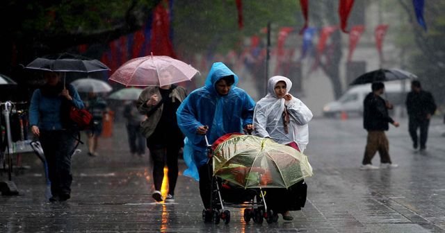 Dikkat, sağanak yağış geliyor