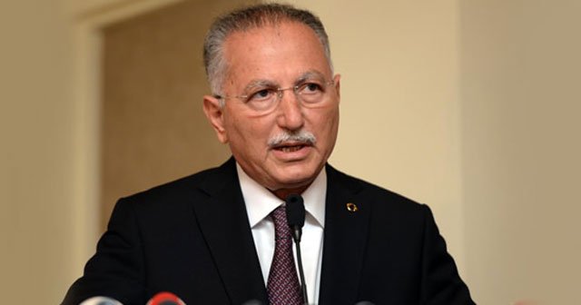 Ekmeleddin İhsanoğlu ortaya çıktı