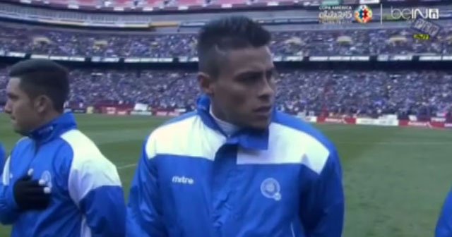 El Salvador - Arjantin maçında milli marş skandalı