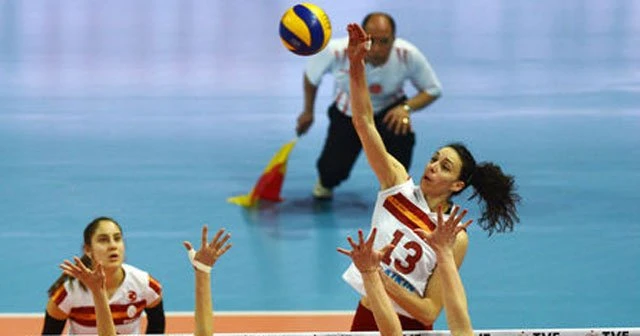 Galatasaray deplasmanda güldü