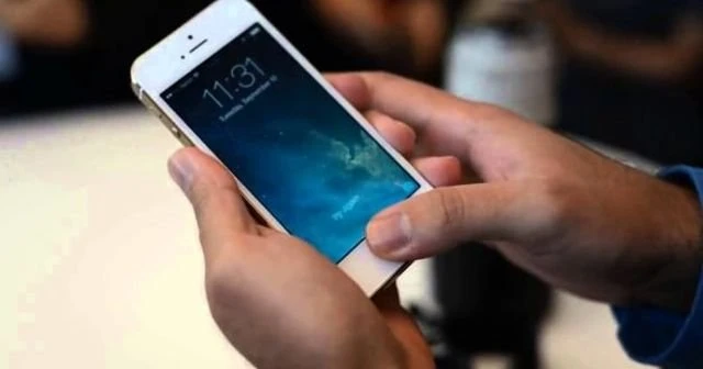 iPhone saatleri ileri almayı unuttu
