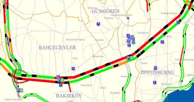 İstanbul trafiği durma noktasına geldi