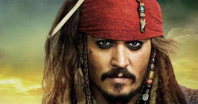 Johnny Depp hastaneye kaldırıldı