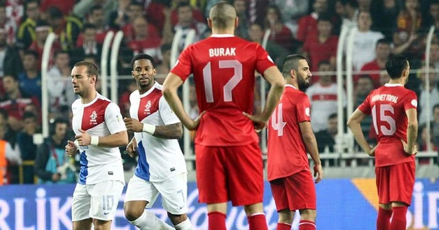 Milli maç öncesi yayın krizi