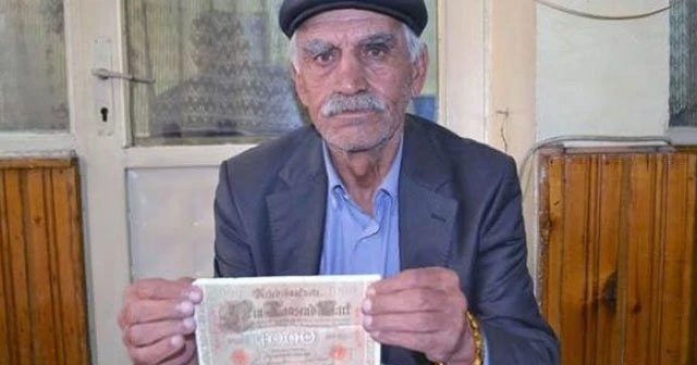 Oltasına 105 yıllık para isabet etti