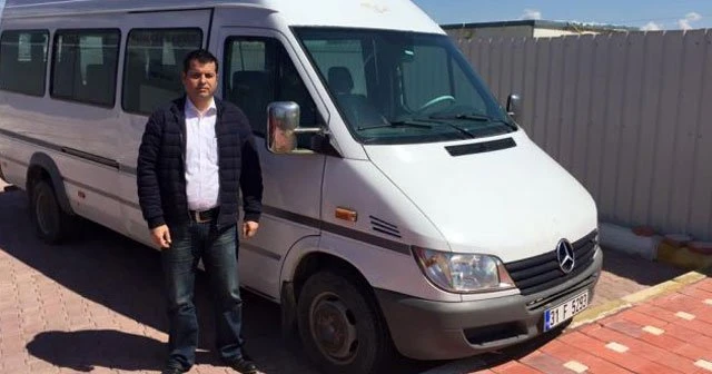Özgecan'ın öldürüldüğü minibüs kütüphane oluyor
