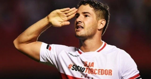Pato Avrupa'ya dönüyor