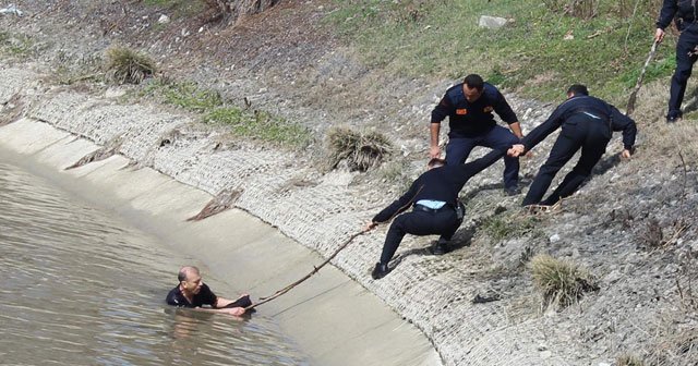 Porsuk Çayı’nda bir kadının cesedi bulundu