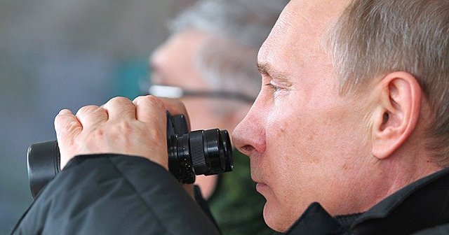 Putin&#039;den ani savaşa tam hazır olma emri