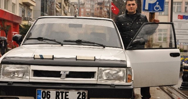 RTE plakalı otomobili için 200 bin TL istiyor