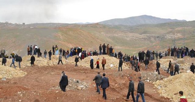 Siirt&#039;te gerginlik, 7 polis yaralı