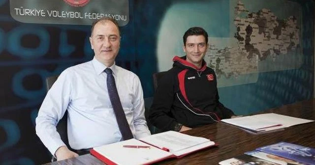 Sultanlar'ın yeni antrenörü Ferhat Akbaş oldu