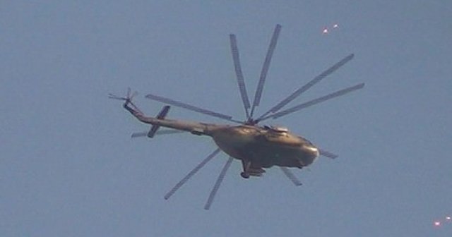 Suriye ordusuna ait helikopter düştü