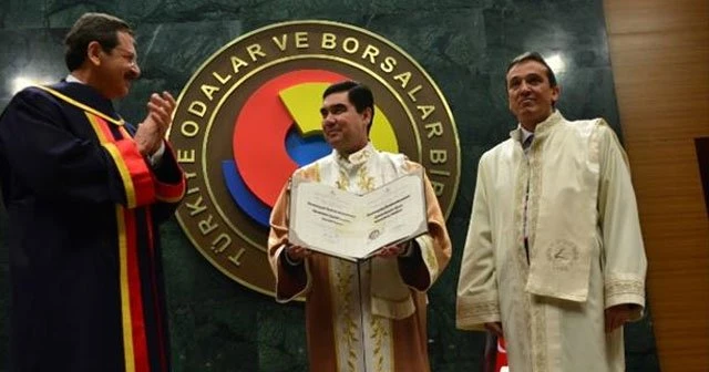 Türkmenistan Devlet Başkanı’na fahri doktora