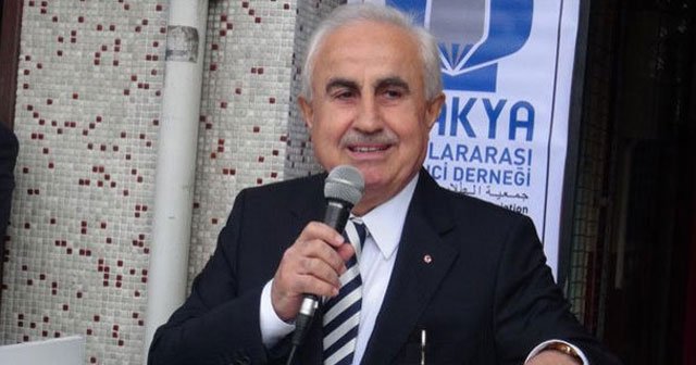 Vali Şahin, &#039;Barlara gitmek yerine sohbet edilmeli&#039;