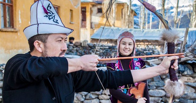 Van’dan Diriliş Ertuğrul dizisine süs aksesuarları