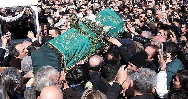 Yaşar Kemal son yolculuğuna uğurlandı