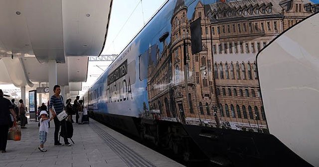 Yüksek Hızlı Tren ve Marmaray seferlerine başladı