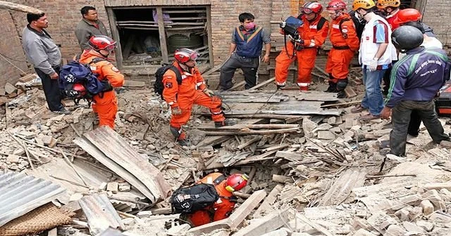 5 gün sonra enkazdan sağ çıkarıldı