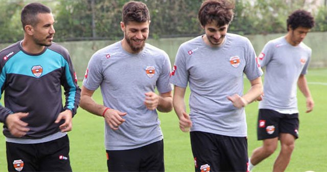 Adanaspor&#039;da iki önemli eksik