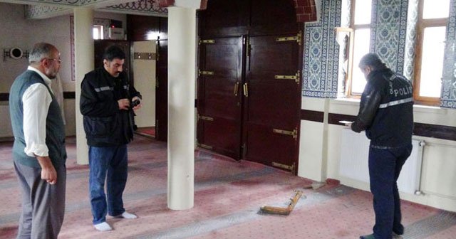 Aksaray&#039;da bir gecede üç cami soyuldu