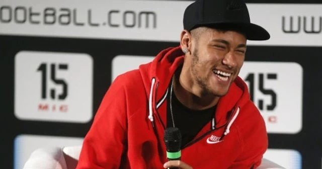 Alex Ferguson'dan Neymar'a övgü