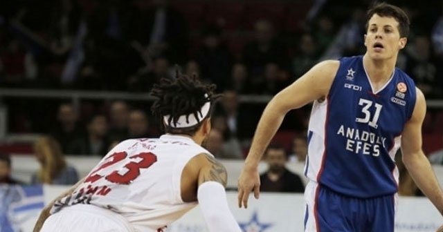 Anadolu Efes'in tarihi zaferi