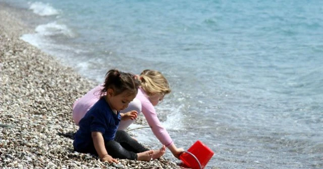 Antalya’da deniz sezonu açıldı