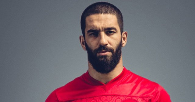 Arda Turan&#039;dan kandil mesajı