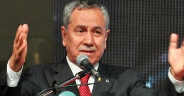 Arınç anısını anlatırken gözyaşlarını tutamadı