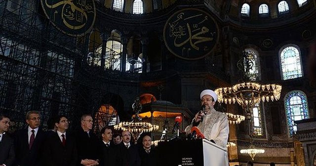 Ayasofya&#039;da 85 yıl sonra ilk kez Kur&#039;an-ı Kerim okundu