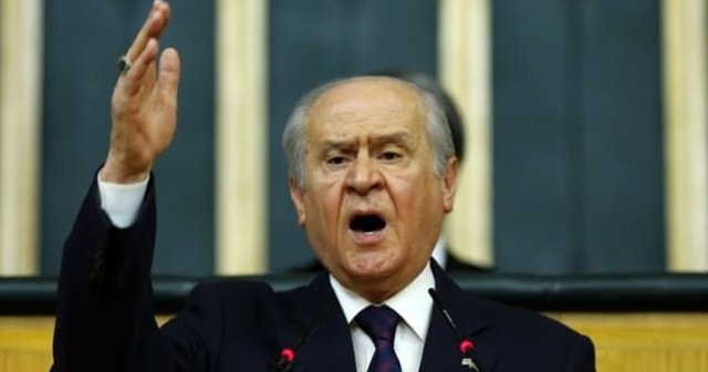 Bahçeli&#039;den listeye giremeyenlere sert mesaj