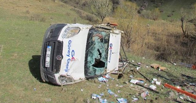 Çarptığı şahsı hastaneye götürürken kaza yaptı