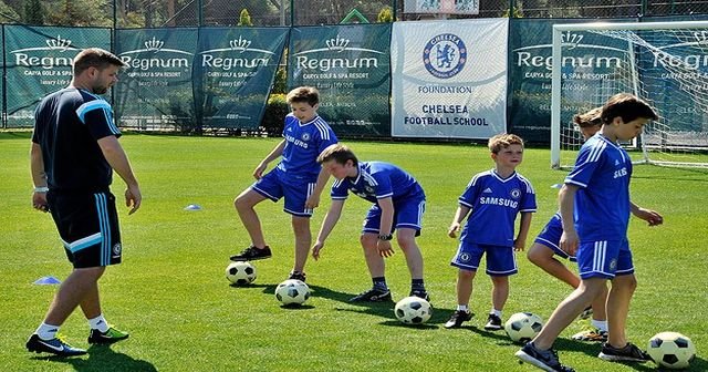 Chelsea&#039;nin Antalya&#039;daki futbol okulu tanıtıldı