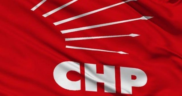 CHP listesinde iki Deniz Baykal