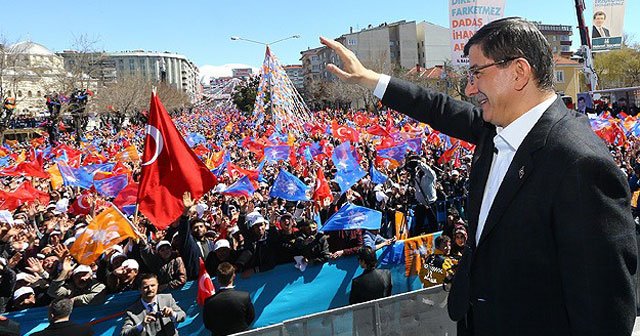 Davutoğlu, &#039;Biz tarihimizle gurur duyuyoruz&#039;