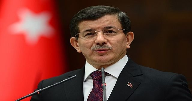 Davutoğlu, &#039;Eski Türkiye zihniyetini siyaset mezarlığına gömdük&#039;