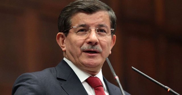 Davutoğlu&#039;ndan Kayahan için taziye mesajı