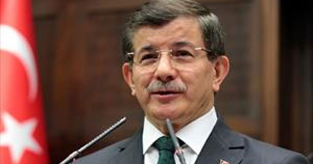 Davutoğlu&#039;ndan Polis Teşkilatı’na kutlama