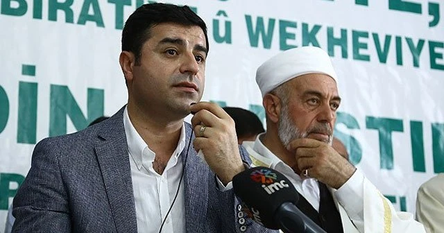 Demirtaş, 'Huzura götürecek bir hamle yapmak istiyoruz'