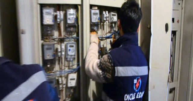 Diyarbakır’da lüks sitelere kaçak elektrik operasyonu