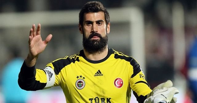 Fenerbahçe&#039;de kavga, kaleci Volkan sonunda patladı