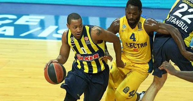 Fenerbahçe Maccabi&#039;yi büyük sayı farkıyla yendi